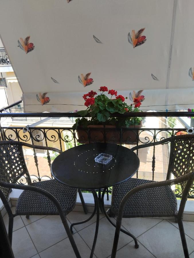 Valentini Guesthouse Karpenisi Exterior photo